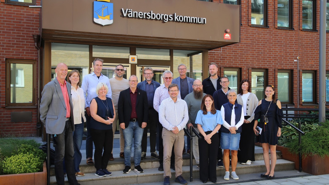 684153636 1424337573068651 3095295882583436111 N